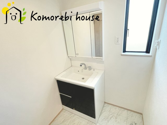 さいたま市西区指扇775番　新築一戸建て　ハートフルタウン　Aの独立洗面台|独立洗面台です