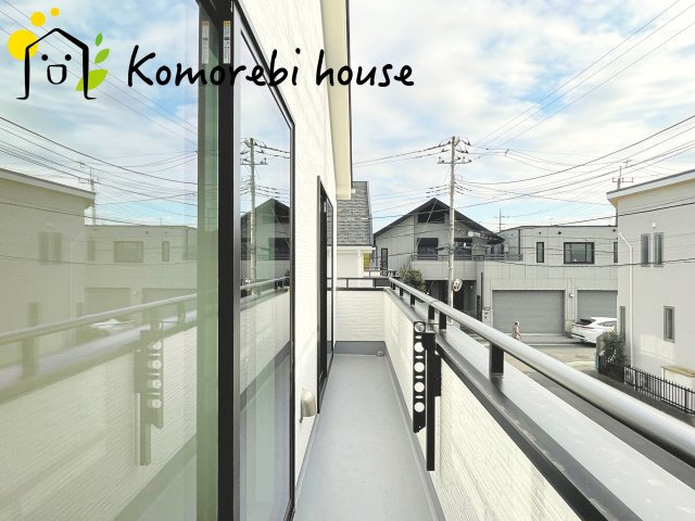 さいたま市西区指扇775番　新築一戸建て　ハートフルタウン　Aのバルコニー|バルコニー付きです