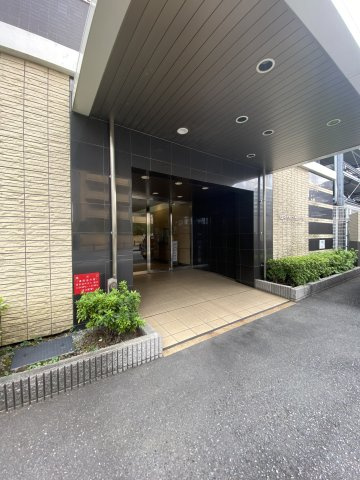 【外観】 | 陽当たり＆風通しの良い角部屋のお住まいです！　　　　　　　　　　　
人気の本厚木エリアで駅徒歩圏内の好条件◎