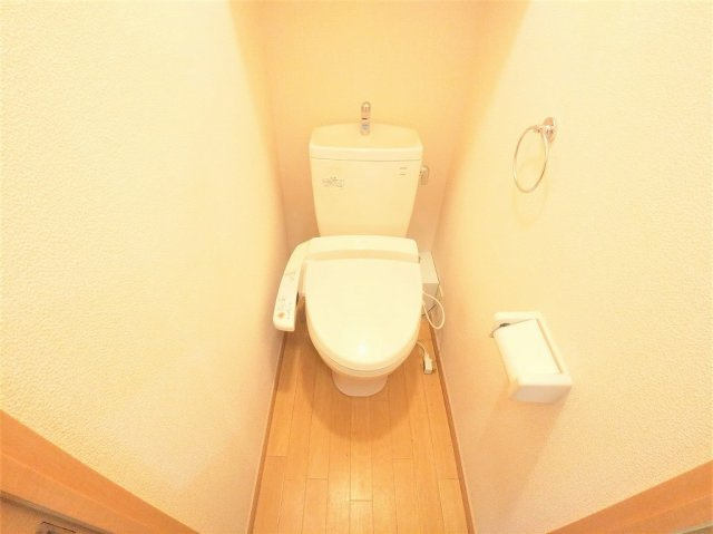 さいたま市浦和区木崎４丁目の賃貸マンションのトイレ