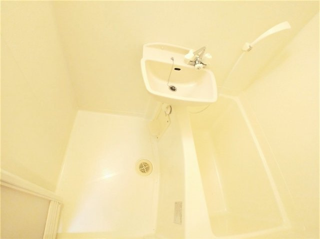 さいたま市浦和区木崎４丁目の賃貸マンションの浴室|お風呂です