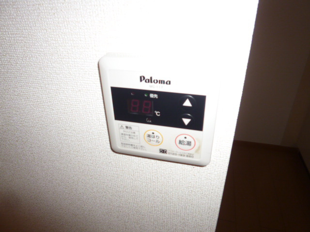 カーサアヴェニューＥの設備|給湯リモコン