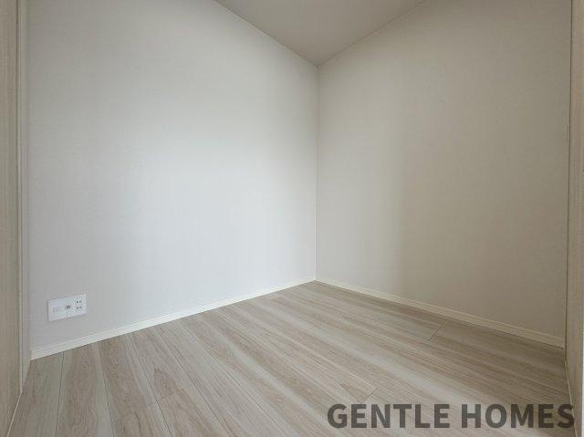 ネオス千鳥ザ・プレイスの洋室