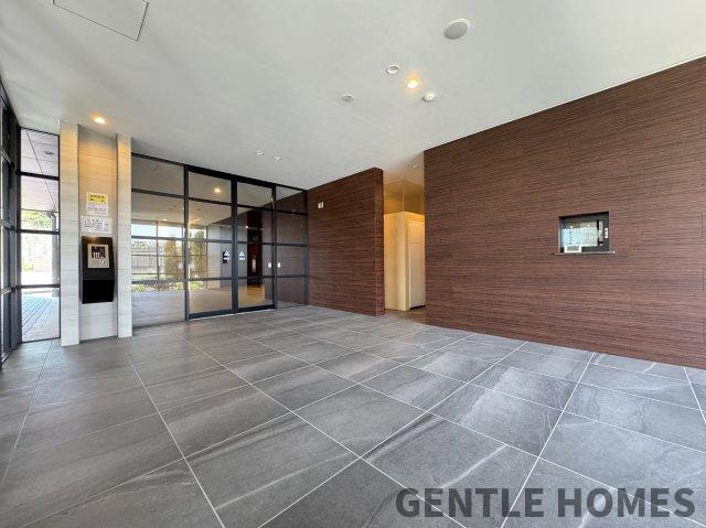 ネオス千鳥ザ・プレイスのエントランス