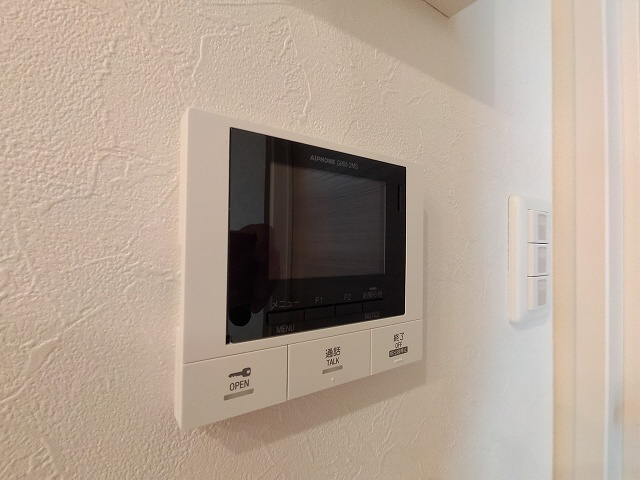 神戸市兵庫区兵庫町１丁目のアパートのセキュリティ|TV付インターフォン