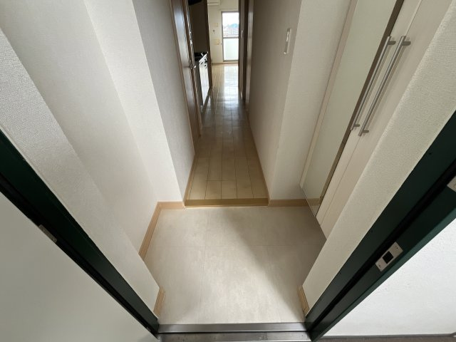 クレール姫路の玄関