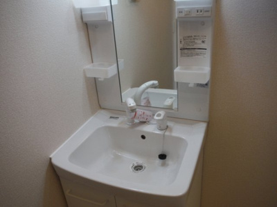 【洗面所】 | グリュック | 洗面所