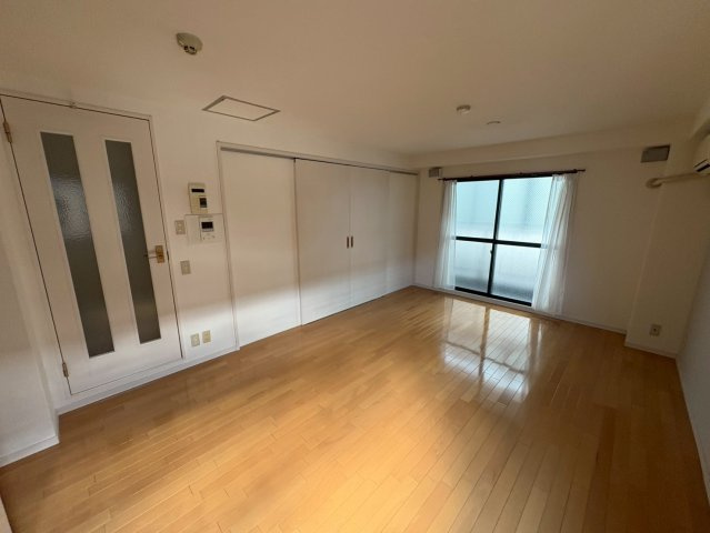 ウェブハウス魚崎の居間・リビング