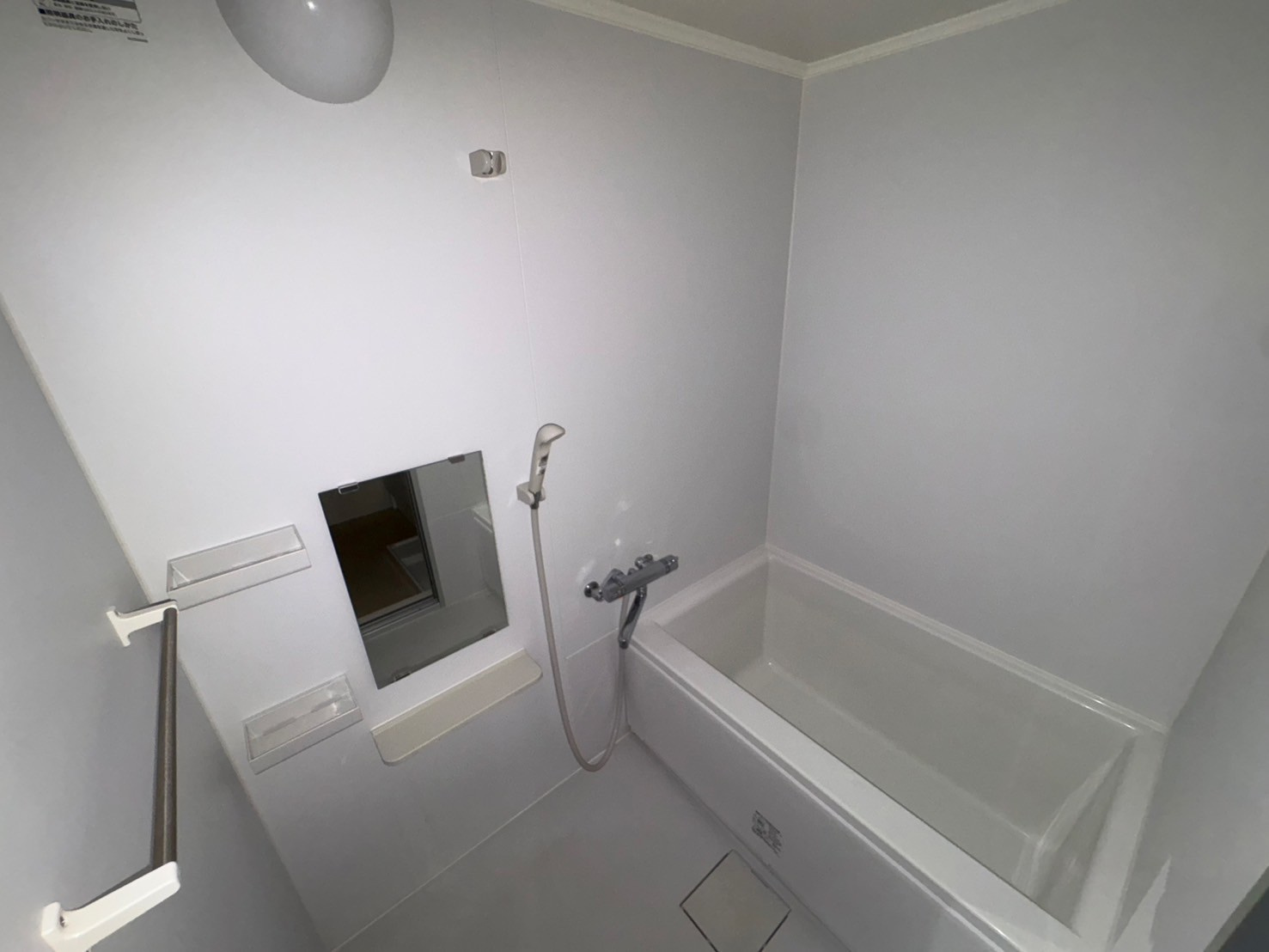 ウェブハウス魚崎の浴室