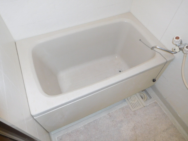 イスズベル八代の浴室