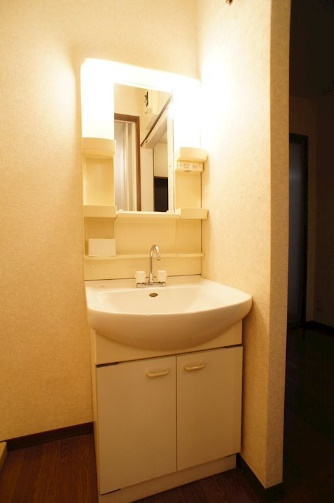 サニーハイムの洗面所|同じ間取りの違うお部屋の写真です。