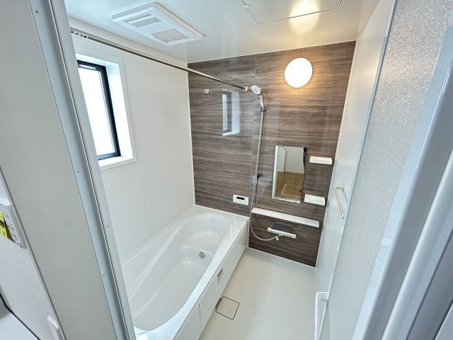 神戸市西区玉津町今津新築戸建１号棟の浴室