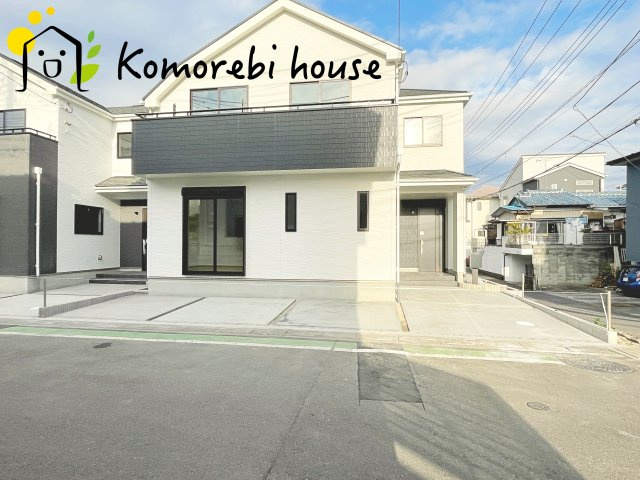 さいたま市西区指扇775番　新築一戸建て　ハートフルタウン　Bの駐車場|車をお持ちの方に嬉しい駐車場付きの物件です