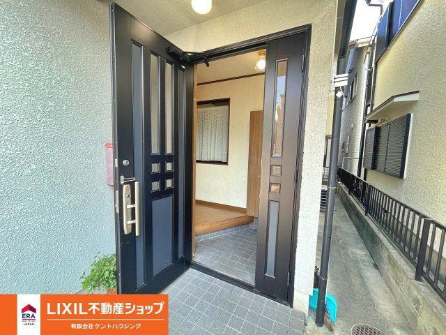 店舗付住宅　千代川町小林前田の玄関