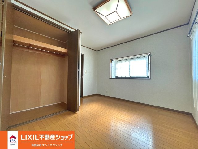 店舗付住宅　千代川町小林前田の洋室