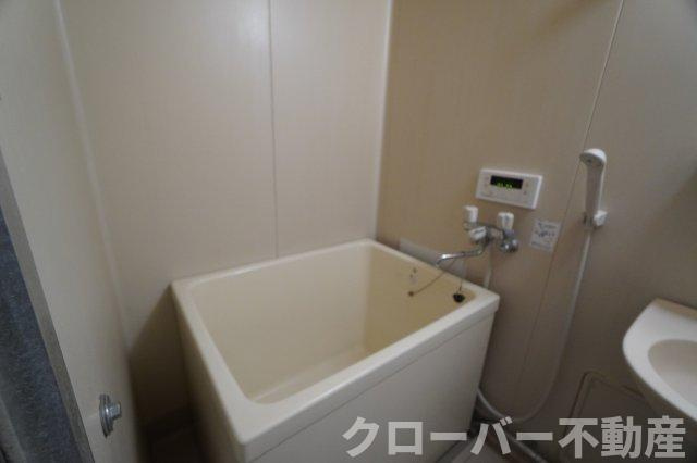 コーポラス津森の浴室
