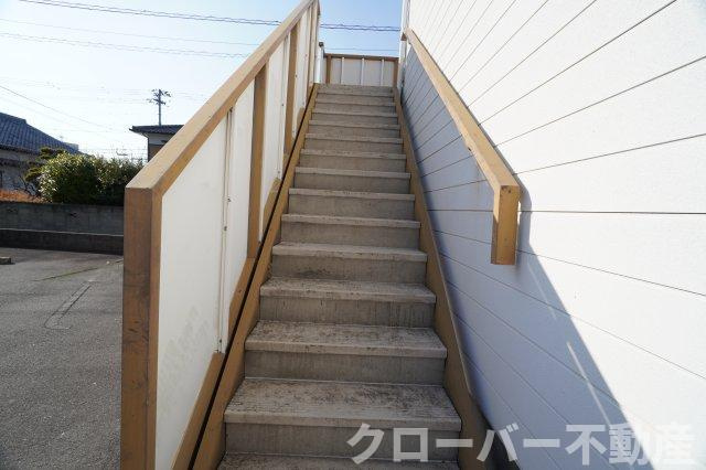 コーポラス津森のエントランス