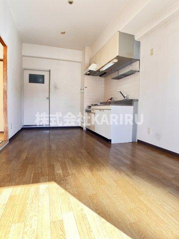 ラ・ビスタ城東の居間・リビング