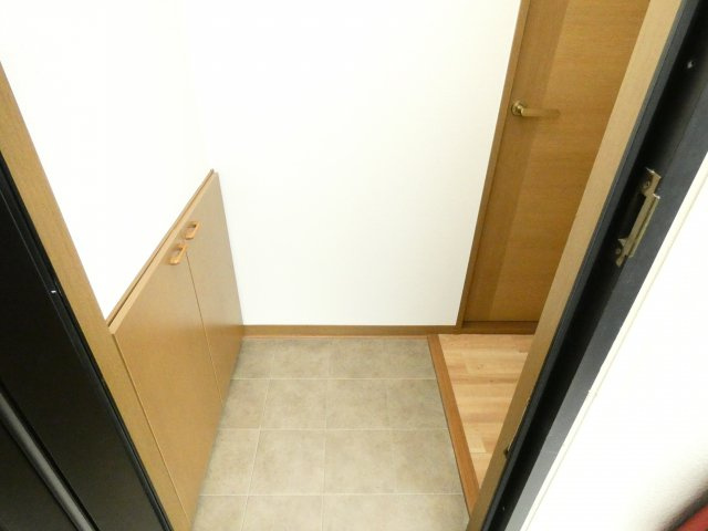 コモドエールの玄関|コモドエール