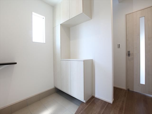 【玄関】の画像