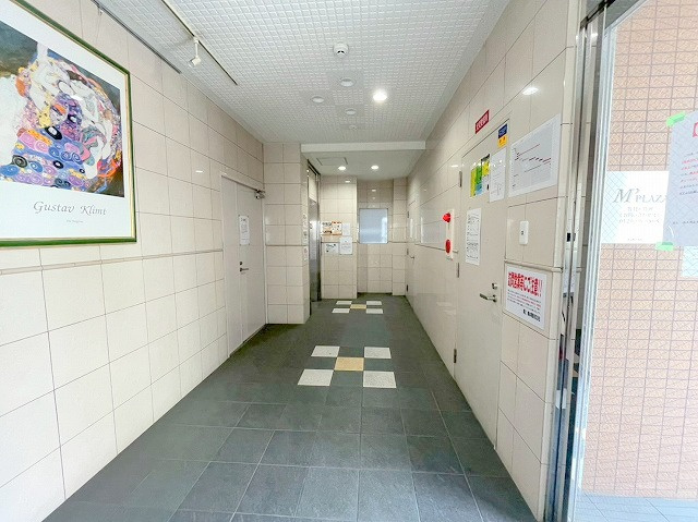 M’プラザ新大阪壱番館のロビー