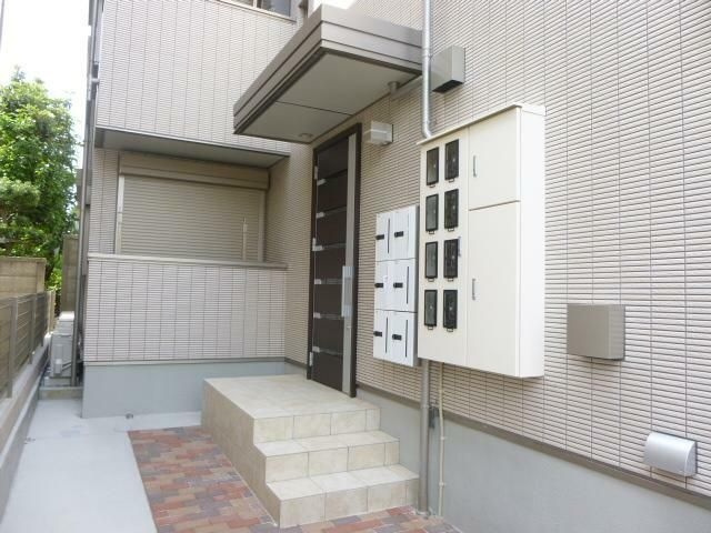 アン　ソレイユ谷中のエントランス
