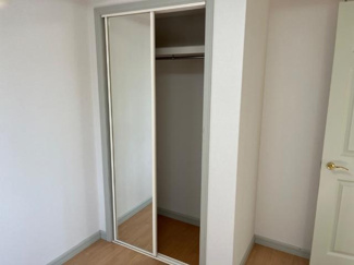 【収納】 | エミスフェール | クローゼット内部