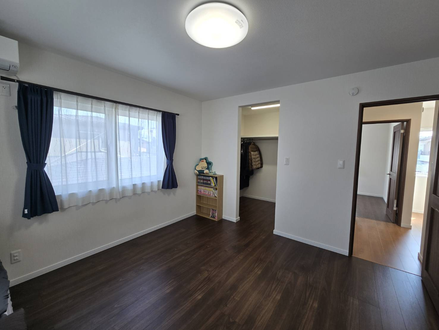 八戸市大字糠塚字長久保 中古住宅コンノハウス施工の洋室