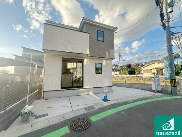 宇治市五ケ庄上村　第25-1期　新築一戸建ての外観|安心の10年保証！外観を美しく保ち、雨水で汚れを落とします！気になることがありましたら、お気軽にお問い合わせください！