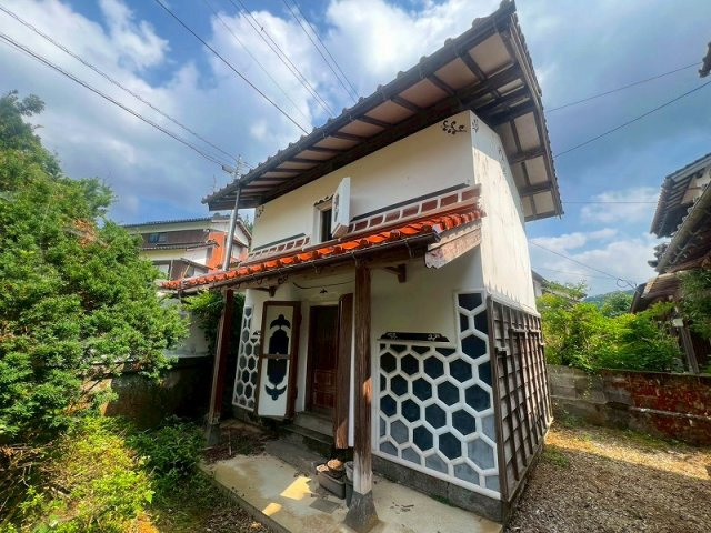 西伯郡伯耆町上細見　中古戸建のその他|附属建物の蔵になります〇