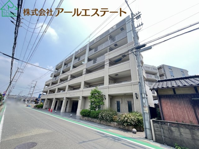 デュオプレステージフォンテーヌ宝殿　JR「宝殿駅」徒歩5分