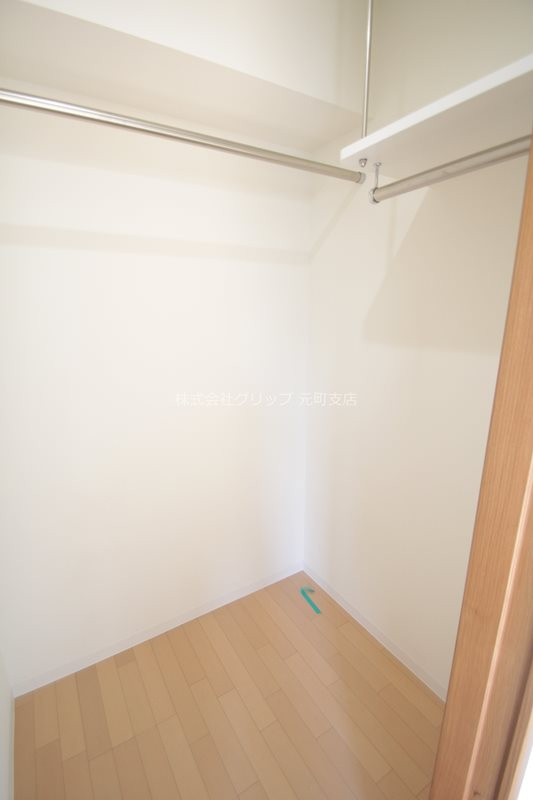 エフ・パークレジデンス横浜反町3261の収納