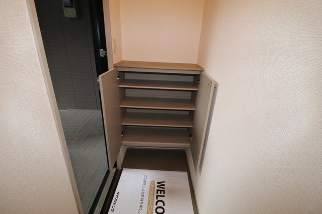 合志市須屋のアパートの収納