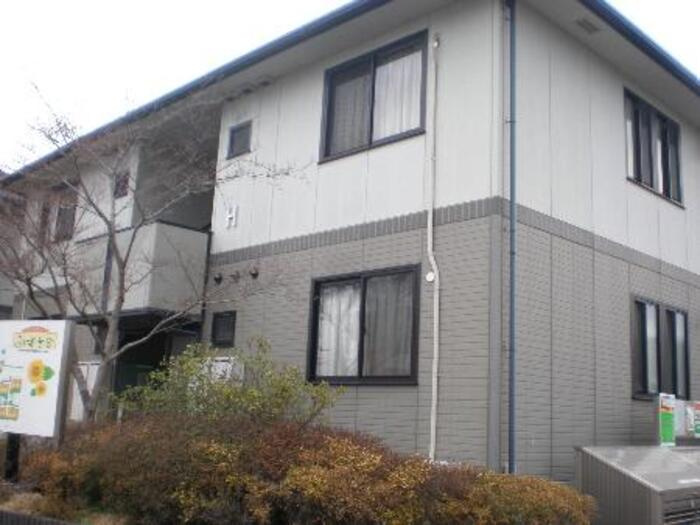 合志市須屋のアパート