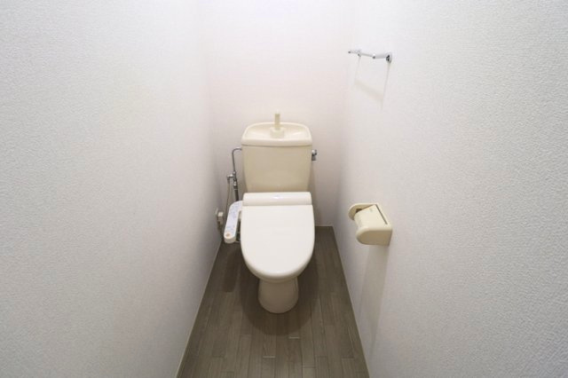 合志市須屋のアパートのトイレ