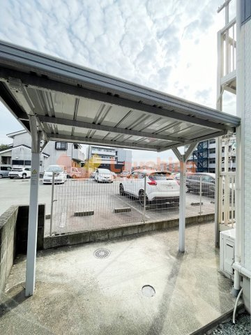 Le Cielの駐車場|車をお持ちの方に嬉しい駐車場付きの物件です