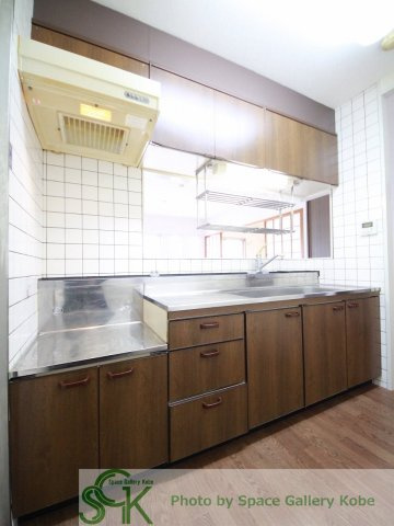 パレ清水が丘のキッチン|※お部屋により仕様が異なる場合があります。