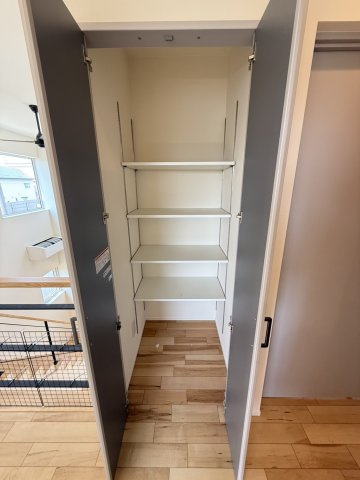 七重浜3丁目築浅中古住宅の収納