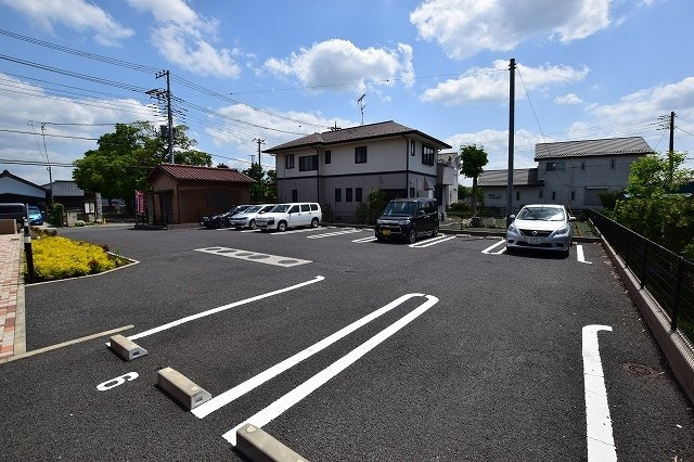 アヴェニューの駐車場|駐車場があります