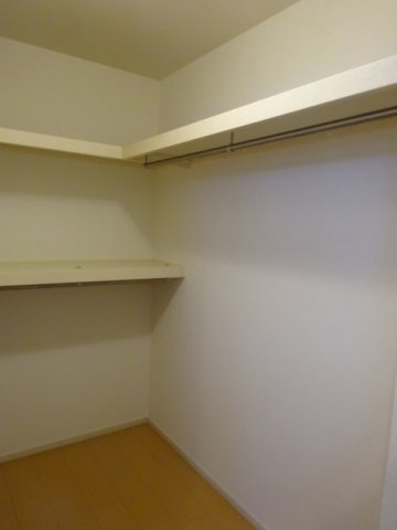 アヴェニューの収納|小物を収納するのに便利です