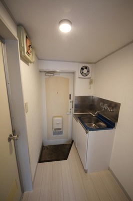 【玄関】 | ロジューマン築地