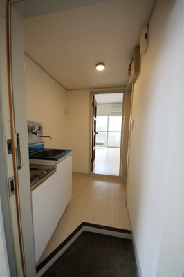 【玄関】 | ロジューマン築地