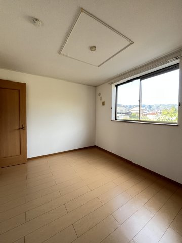 チェリーブロッサムの洋室