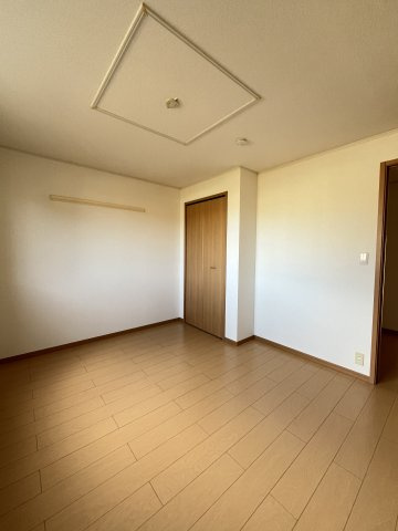 チェリーブロッサムの洋室