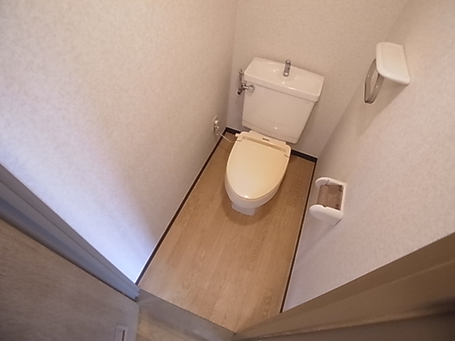 神戸市長田区本庄町３丁目の賃貸マンションのトイレ