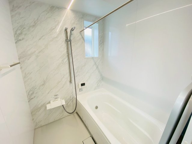 菊陽町/原水15号地の浴室