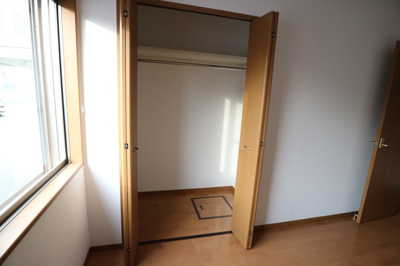 【収納】 | ラフィーネ二ツ屋