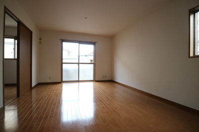 【居間・リビング】 | ラフィーネ二ツ屋