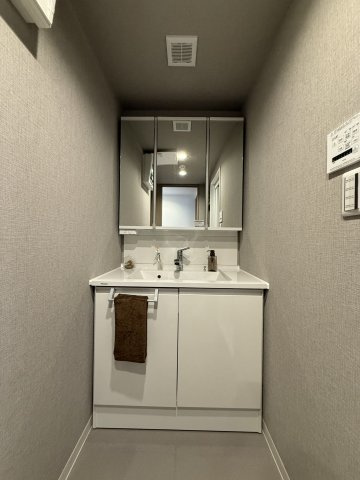 【独立洗面台】グレーシィ須磨アルテピアⅢ番街2期棟 