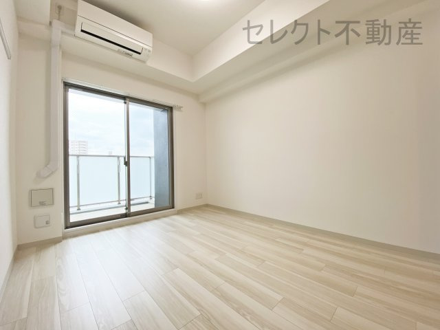 エステムコート名古屋平安通クチュールの居間・リビング